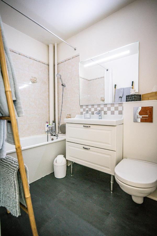 Le Septieme - Vue Cathedrale - Saint Remi Apartment แร็งส์ ภายนอก รูปภาพ